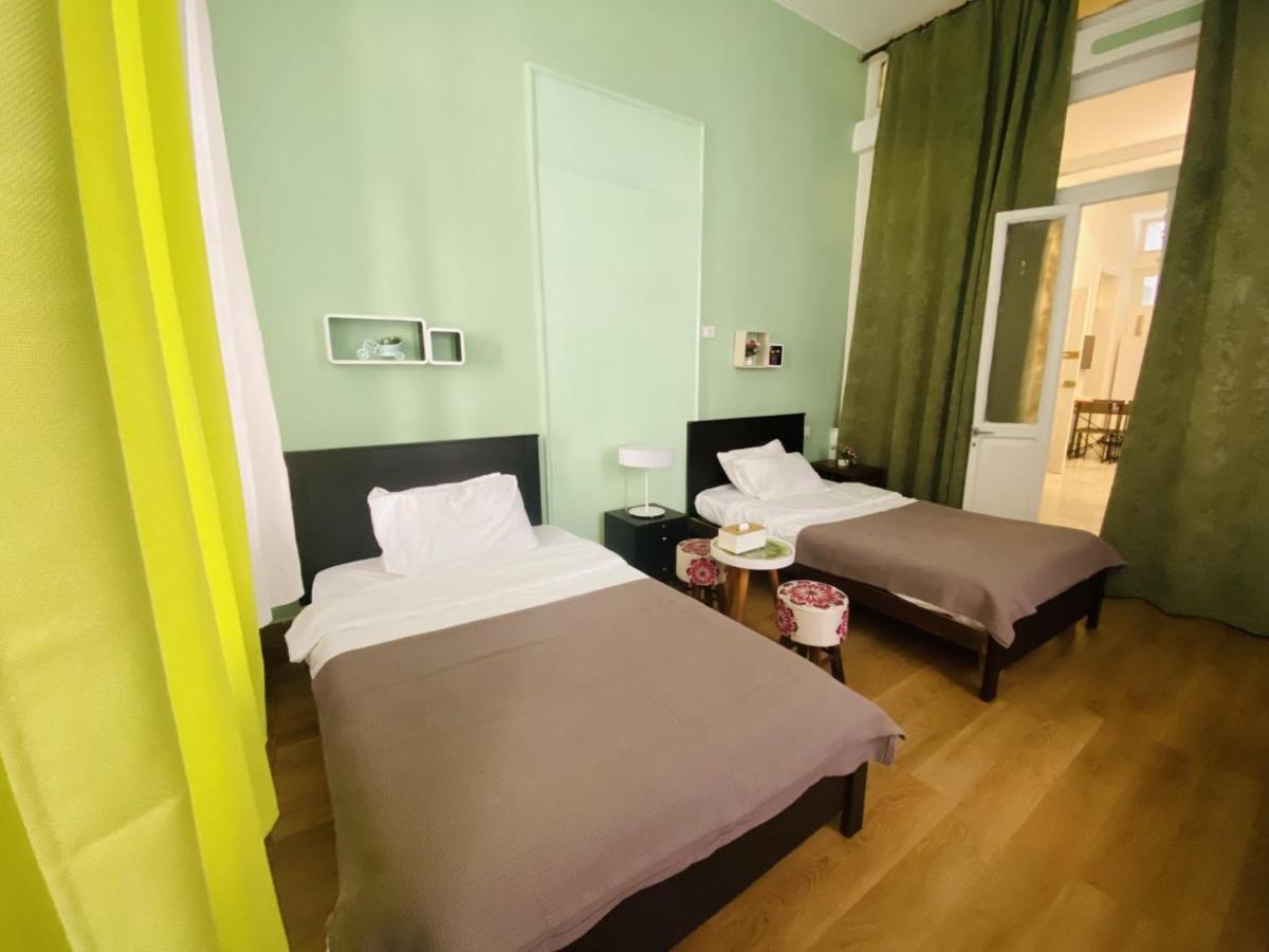 City Guest House Tripoli Екстериор снимка